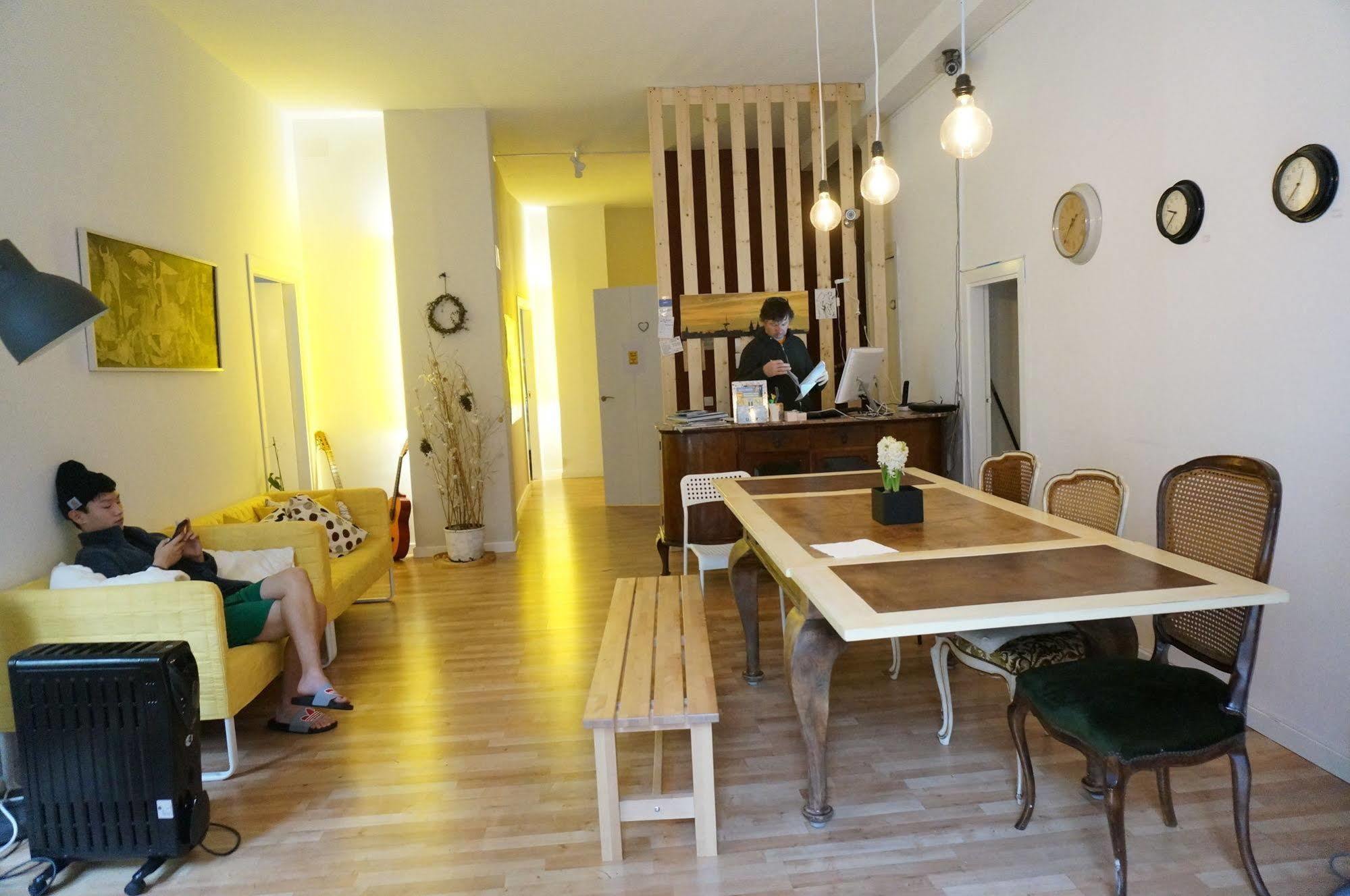 Camino B&B برشلونة المظهر الخارجي الصورة